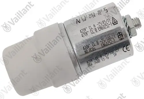 Vaillant-Kondensator mit metallischem Gehäuse und weißem Polymerabschluss, Beschriftungen auf dem Gehäuse zur Identifikation von Spannung und Kapazität.
